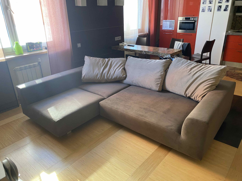 Обивка  дивана