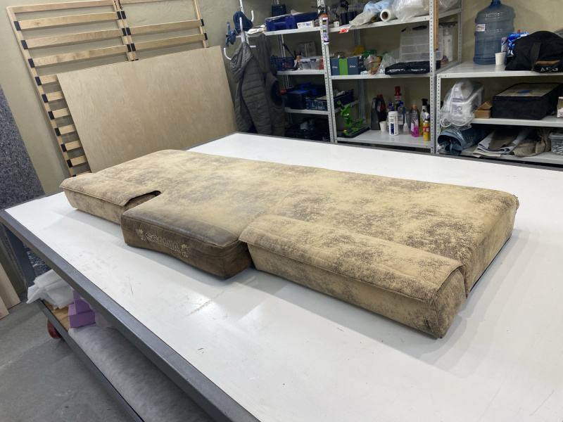 Ремонт спальника в фуру       